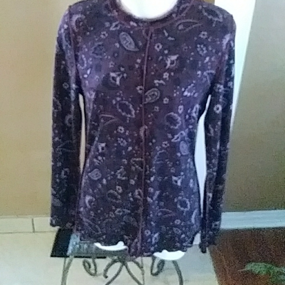 Long-sleeve shirt